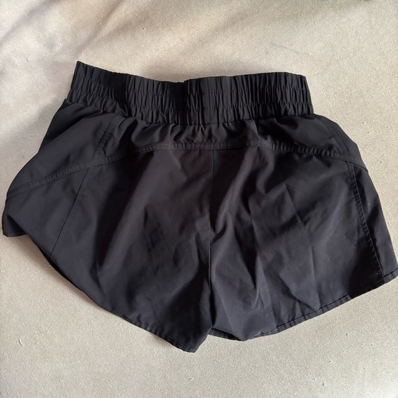 Women's | Size M | Black Athletic Shorts - Picture 8 of 9